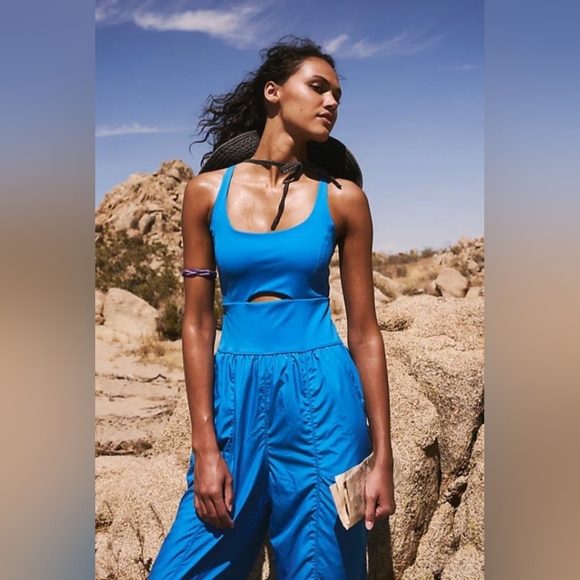 NWT Free People Movement Righteous Onesie Size XL *Sold Out and Rare Color* - Picture 3 of 4